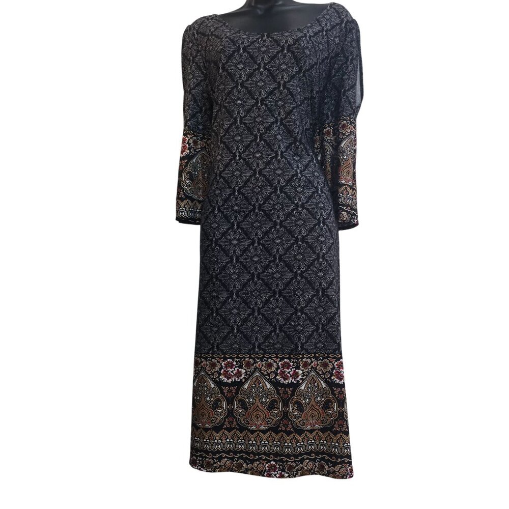 A.K.A Posh Size X-Large Black & Gold Paisley Print Dress